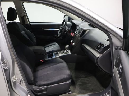 Used 2011 Subaru Legacy 2.5i Premium AWD/4WD image 22