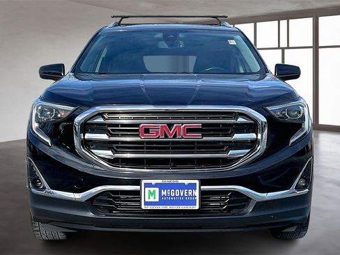 Used 2019 GMC Terrain SLT w/ Preferred Package image 2