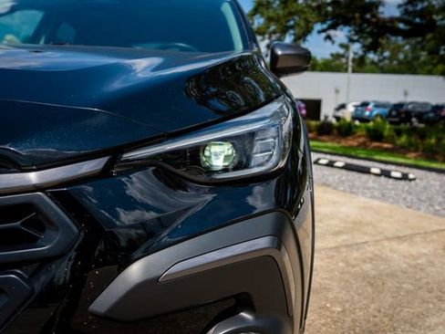 Certified 2024 Subaru Crosstrek 2.5i Limited w/ Crosstrek Mirror Package image 3