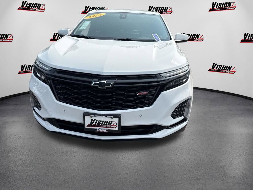 Used 2024 Chevrolet Equinox RS w/ RS Leather Package AWD/4WD image 2