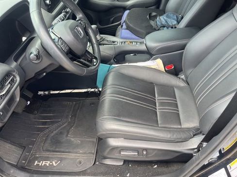 Used 2025 Honda HR-V EX-L image 16