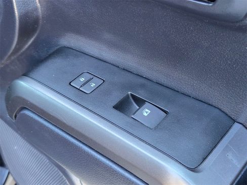 Used 2021 Toyota Tacoma TRD Off-Road image 27