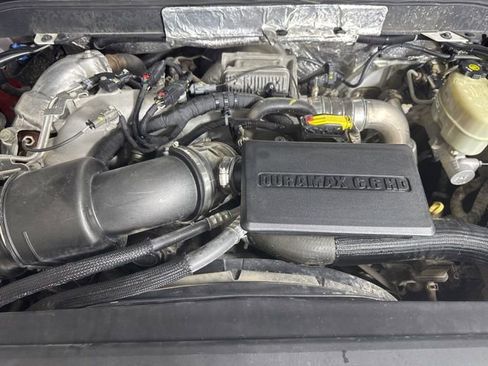 Used 2018 Chevrolet Silverado 2500 LTZ w/ Duramax Plus Package image 9