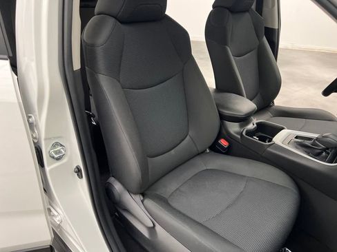 Used 2023 Toyota RAV4 LE image 23