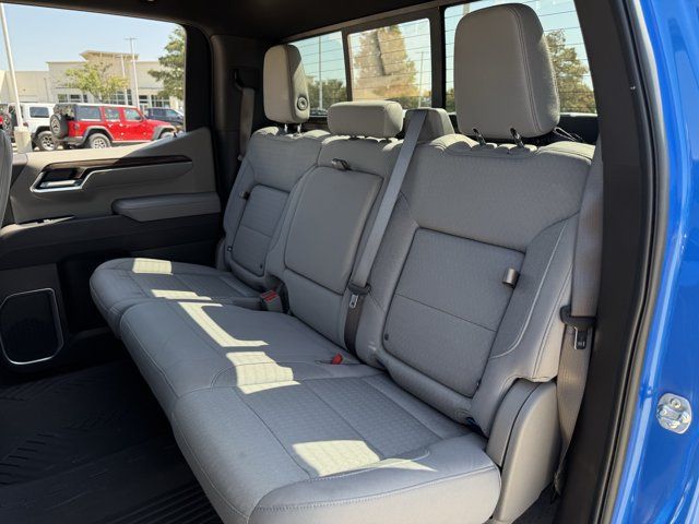 Used 2025 Chevrolet Silverado 1500 LT Trail Boss w/ Convenience Package II AWD/4WD image 29