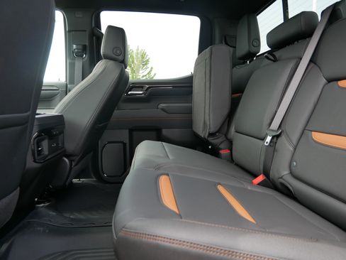 New 2026 GMC Sierra 1500 AT4 w/ Technology Package AWD/4WD image 5