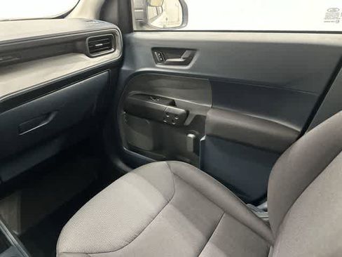 Used 2023 Ford Maverick XL FWD image 13