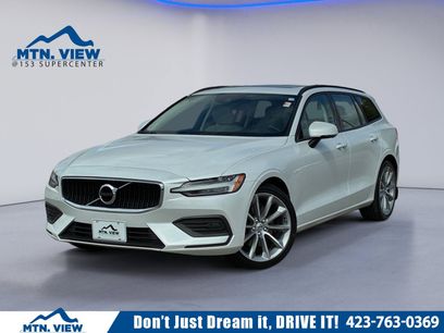 Used 2020 Volvo V60 T5 Momentum w/ Premium Package