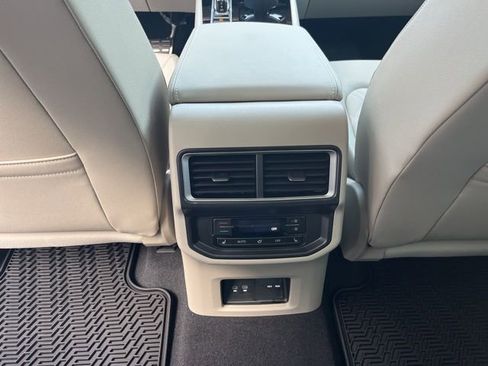New 2026 Volkswagen Atlas SEL Premium R-Line AWD/4WD image 15