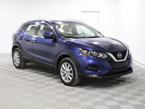 Used 2022 Nissan Rogue Sport SV w/ Technology Package image 1