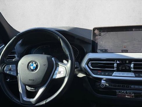 Used 2022 BMW X4 xDrive30i image 19