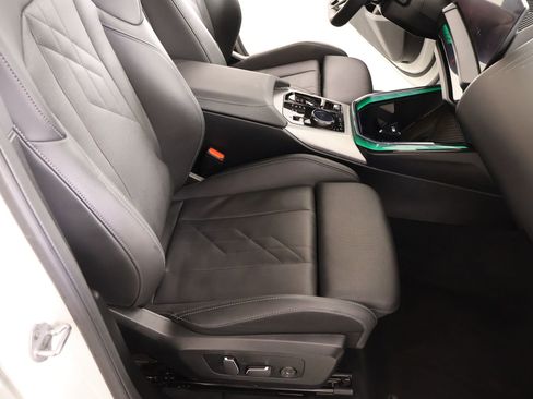 Used 2025 BMW X3 xDrive30i image 13