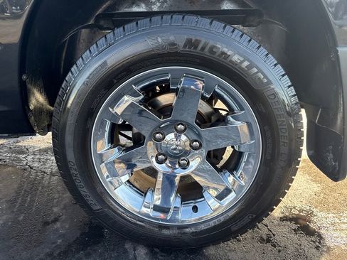 Used 2011 RAM 1500 Laramie image 35