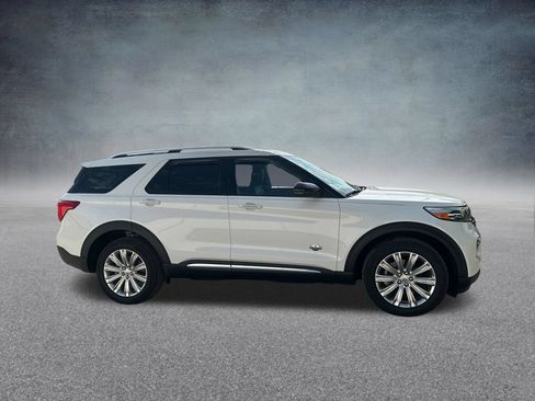 Used 2023 Ford Explorer King Ranch w/ Technology Package AWD/4WD image 7