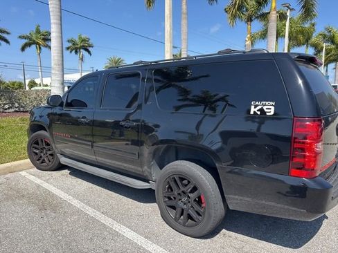 Used 2012 Chevrolet Suburban LT image 4