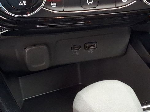 Used 2024 Chevrolet Trax LT w/ Driver Confidence Package image 25