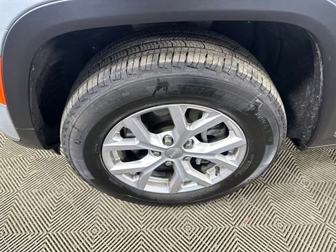 Used 2021 Jeep Grand Cherokee L Limited image 10