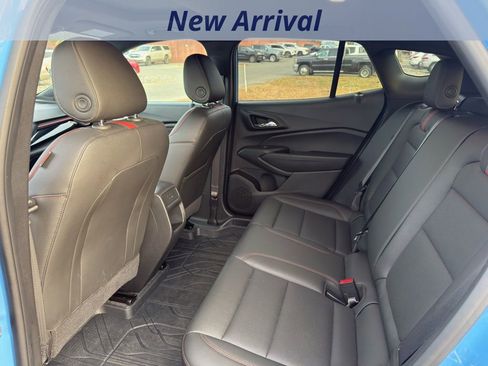 Certified 2024 Chevrolet Trax RS w/ Sunroof Package image 7