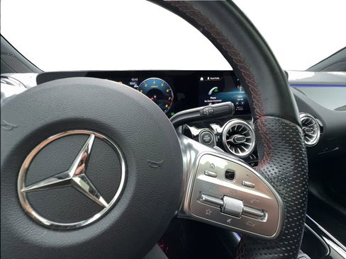 Used 2023 Mercedes-Benz GLA 250 image 33