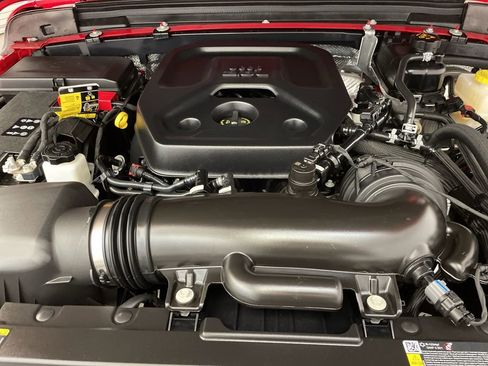 New 2025 Jeep Wrangler Sahara image 17