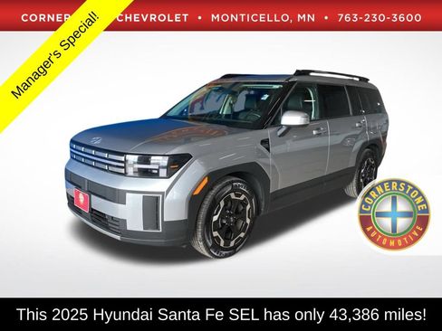 Used 2025 Hyundai Santa Fe SEL AWD/4WD image 1