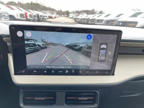 New 2026 Ford Maverick Lariat w/ 4K Tow Package image 19