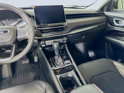 Used 2022 Jeep Compass Trailhawk image 19