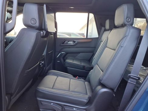 New 2026 GMC Yukon Denali w/ Denali Reserve Package image 5