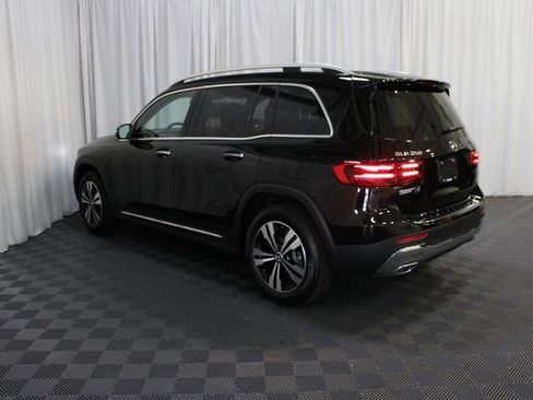 New 2025 Mercedes-Benz GLB 250 4MATIC image 4