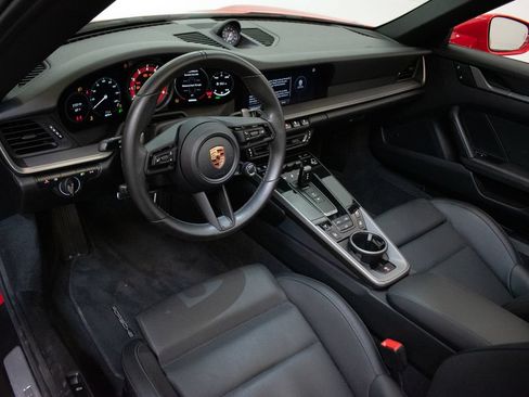 Certified 2023 Porsche 911 Carrera RWD image 4
