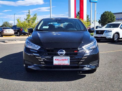 New 2025 Nissan Versa SR w/ Trunk Package image 7