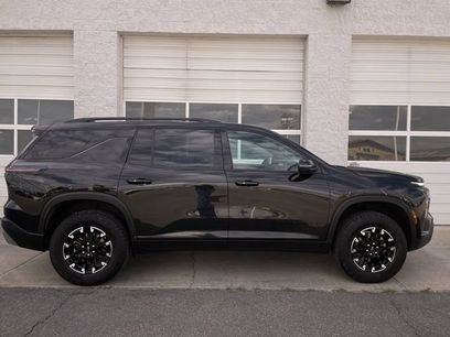Used 2025 Chevrolet Traverse Z71