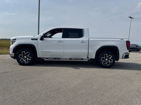 Used 2023 GMC Sierra 1500 SLT w/ SLT Premium Package image 2