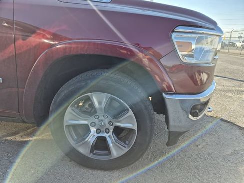 Used 2022 RAM 1500 Laramie AWD/4WD image 5