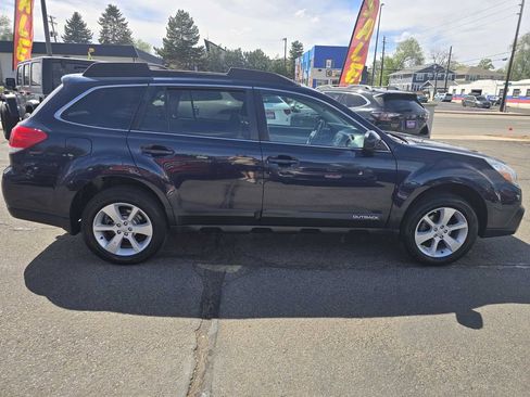 Used 2014 Subaru Outback 2.5i Premium AWD/4WD image 7