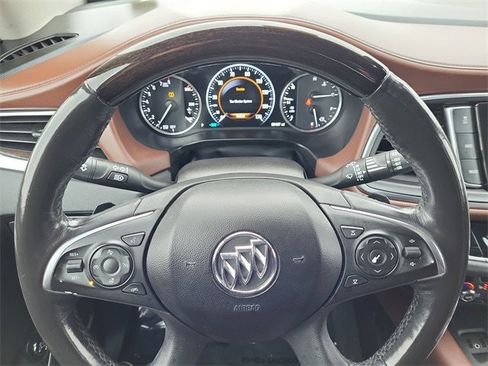 Used 2019 Buick Enclave Avenir w/ Avenir Technology Package image 10