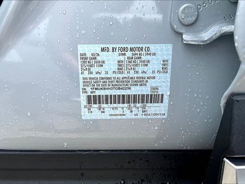 New 2026 Ford Explorer Platinum image 8