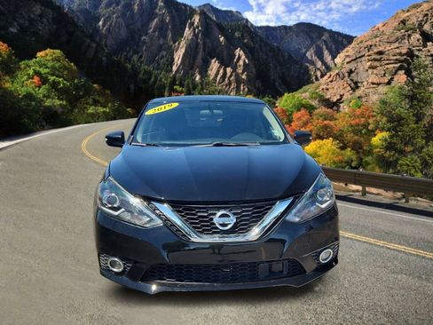 Used 2019 Nissan Sentra SR FWD image 6