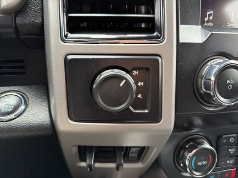 Used 2019 Ford F350 Lariat w/ Lariat Ultimate Package image 50