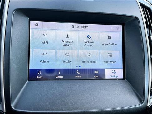 Used 2020 Ford Edge SEL FWD image 32
