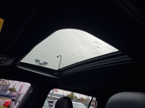 Used 2021 Toyota Highlander XSE image 35