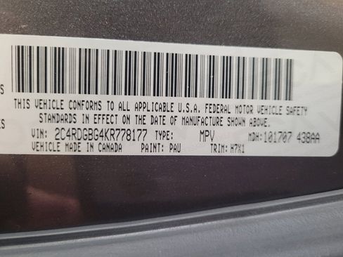Used 2019 Dodge Grand Caravan SE w/ UConnect Hands-Free Group FWD image 33