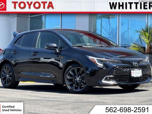 Used 2025 Toyota Corolla XSE FWD image 1