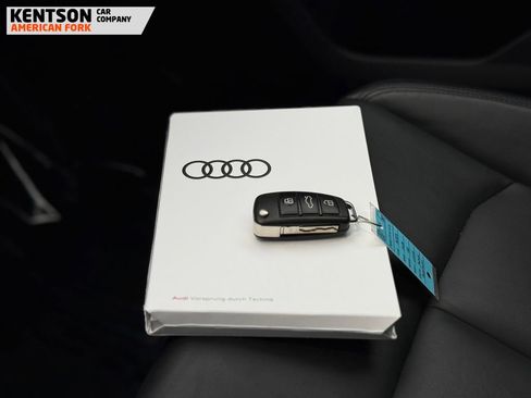 Used 2025 Audi Q3 2.0T Premium image 42
