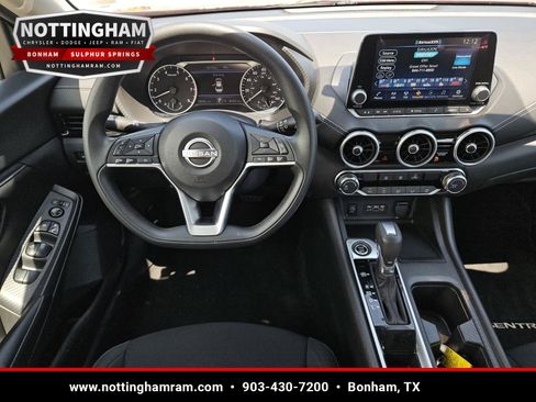 Used 2024 Nissan Sentra SV FWD image 10
