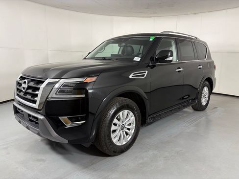 Used 2024 Nissan Armada SV AWD/4WD image 4