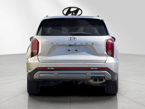 Used 2024 Hyundai Palisade SEL FWD image 4