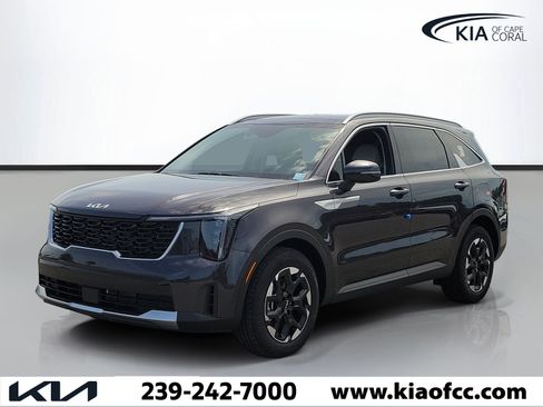 New 2026 Kia Sorento S w/ S Panoramic Sunroof Package FWD image 3