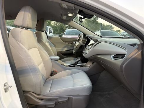 Used 2024 Chevrolet Malibu LT FWD image 14
