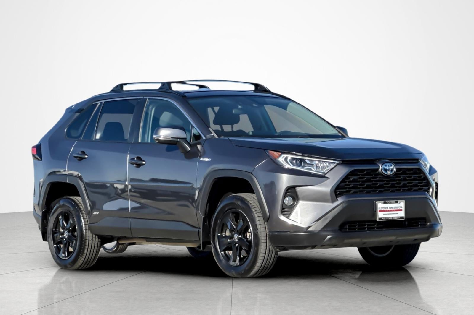 Used 2021 Toyota RAV4 XLE w/ XLE Grade Weather Package AWD/4WD image 7